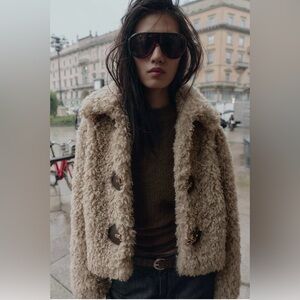 NWT Zara Women’s Faux Fur jacket with Fireman Clasps Taupe Brown Small 4968
